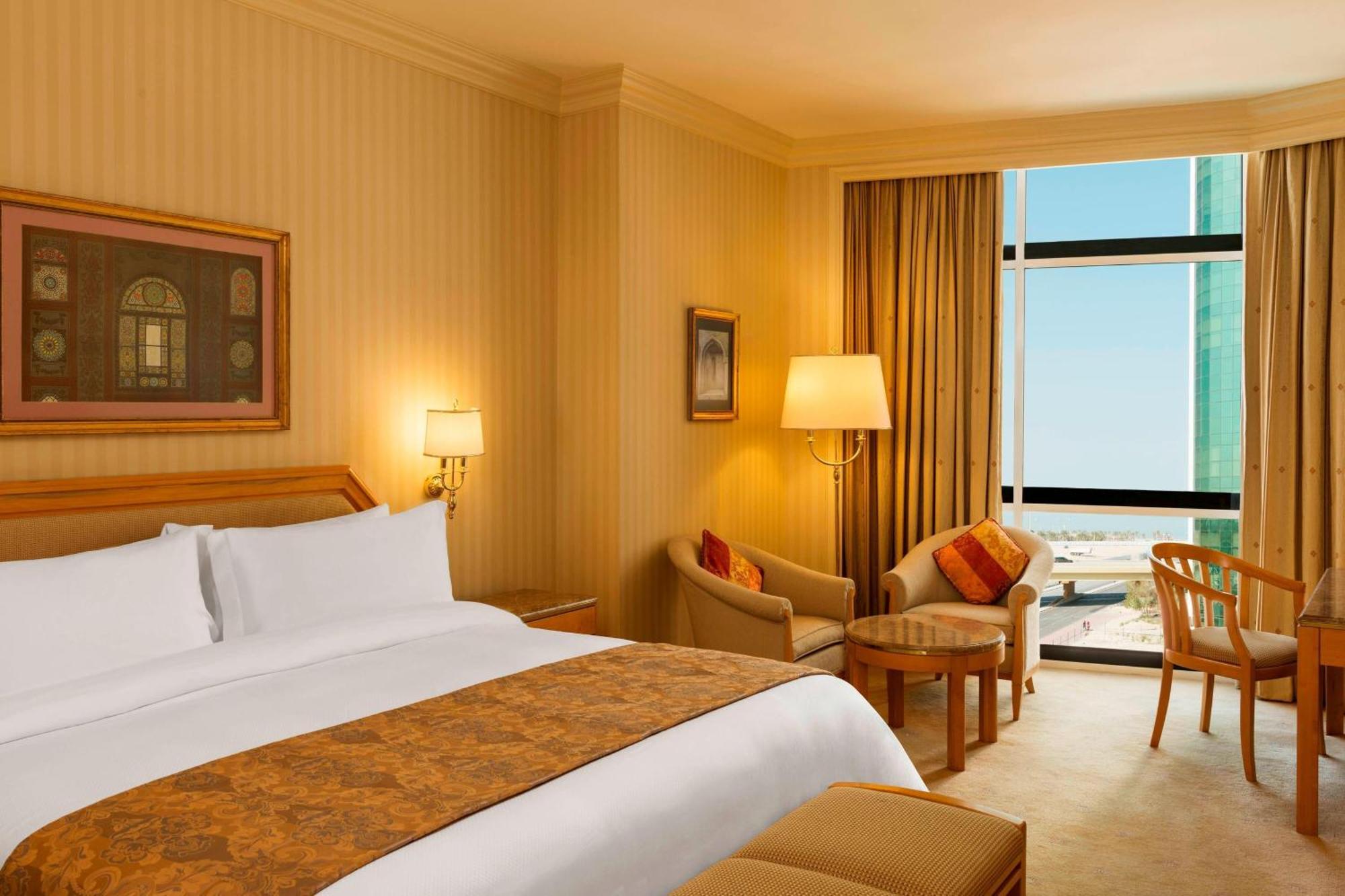 Sheraton Kuwait, A Luxury Collection Hotel, Kuwait City Exterior photo