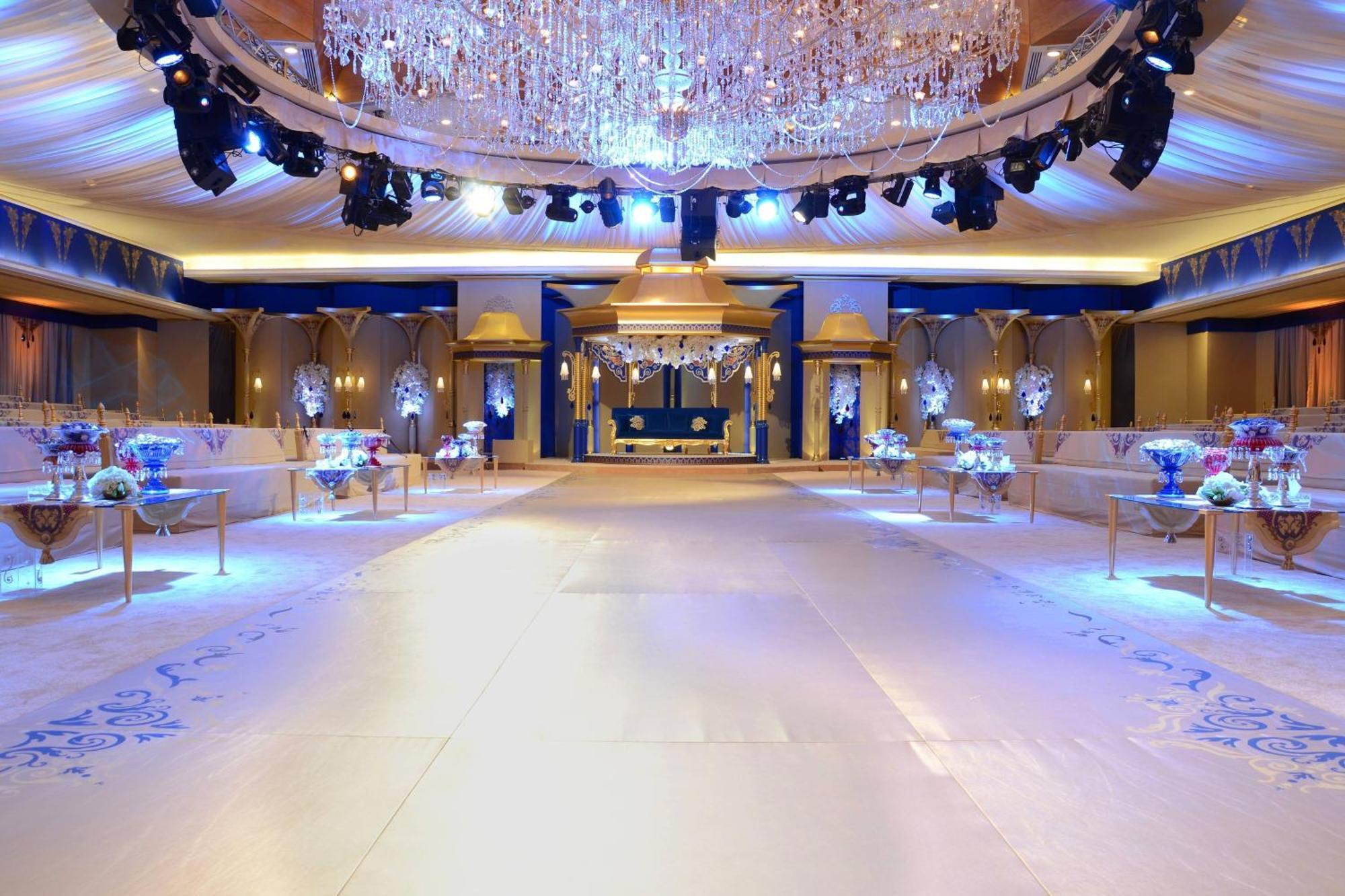 Sheraton Kuwait, A Luxury Collection Hotel, Kuwait City Exterior photo